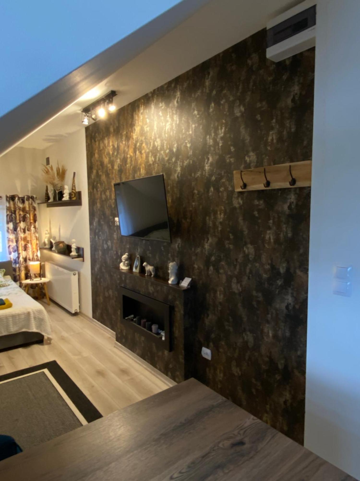 Apartamenty Lesna Osiem Jezow Sudecki Habitación foto